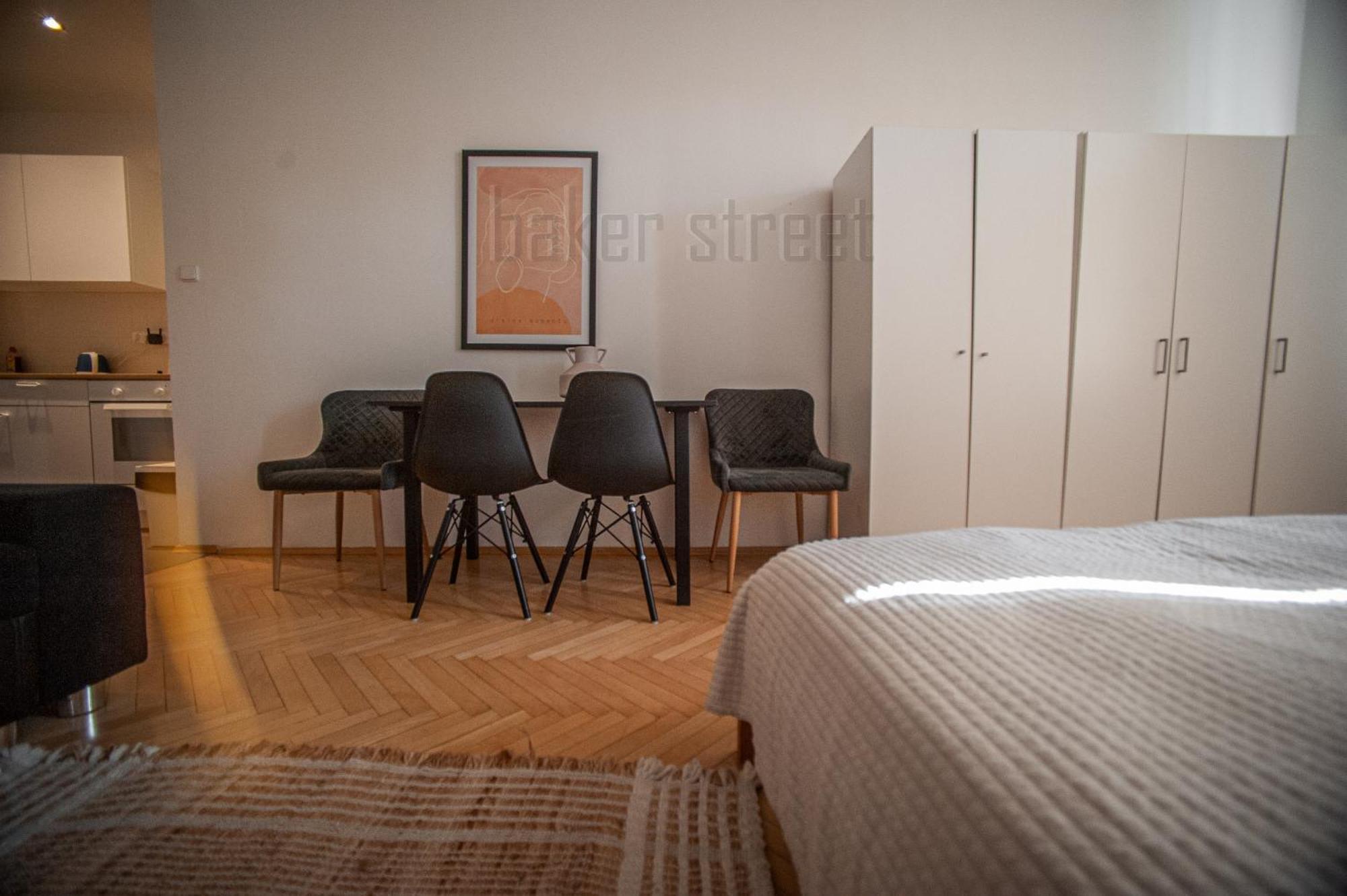 Appartamento One Bedroom Close To Castle Praga